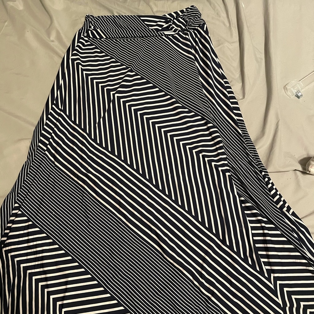 Robert Louis for Charming Charlie blue and white stripes maxi skirt size small